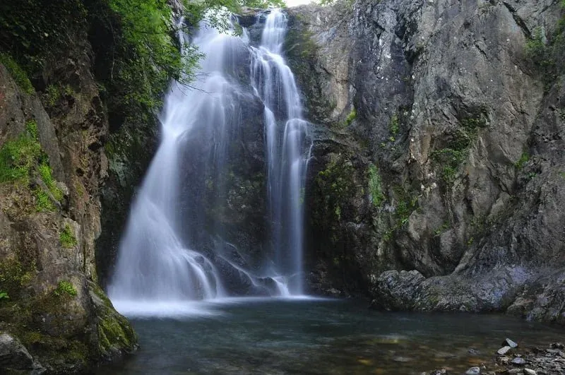 Sudüşen Şelalesi Yalova Termal